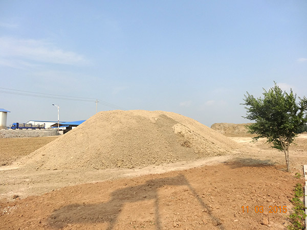 膨润土